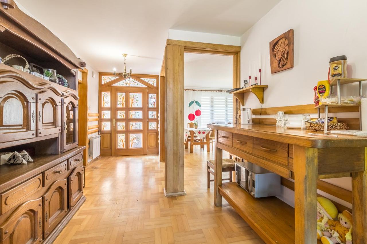 Wisniowy Gaj Villa Ujanowice Exteriör bild