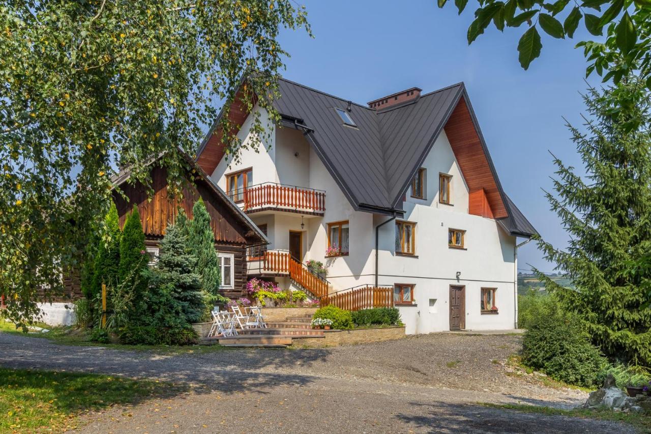 Wisniowy Gaj Villa Ujanowice Exteriör bild