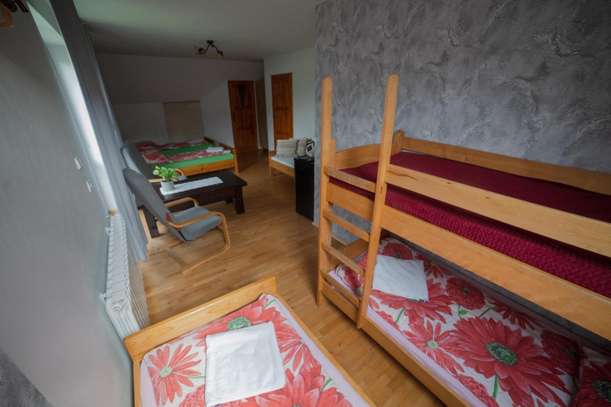 Wisniowy Gaj Villa Ujanowice Exteriör bild