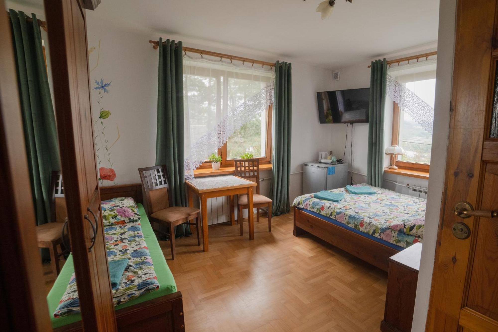Wisniowy Gaj Villa Ujanowice Exteriör bild