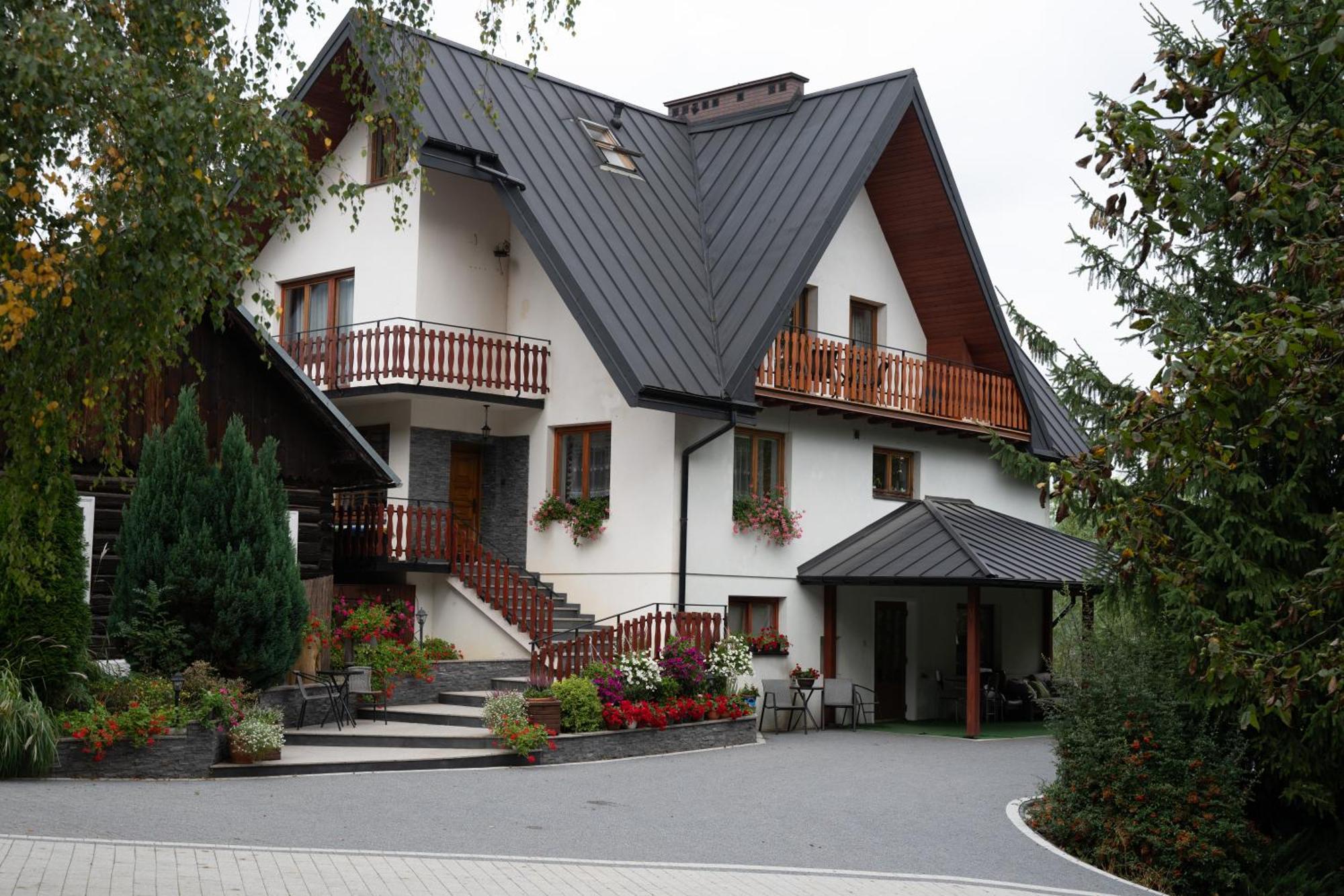 Wisniowy Gaj Villa Ujanowice Exteriör bild