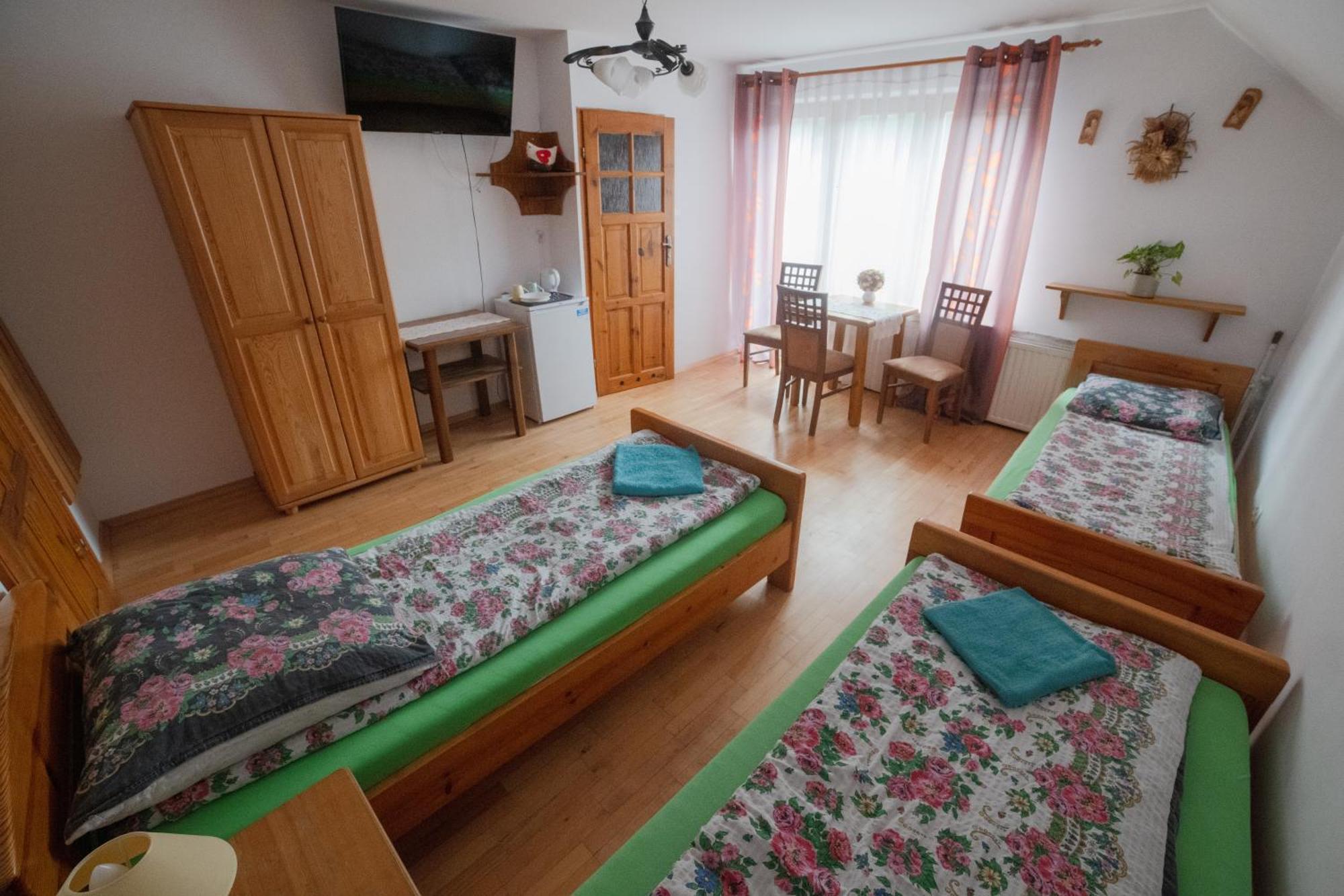 Wisniowy Gaj Villa Ujanowice Exteriör bild